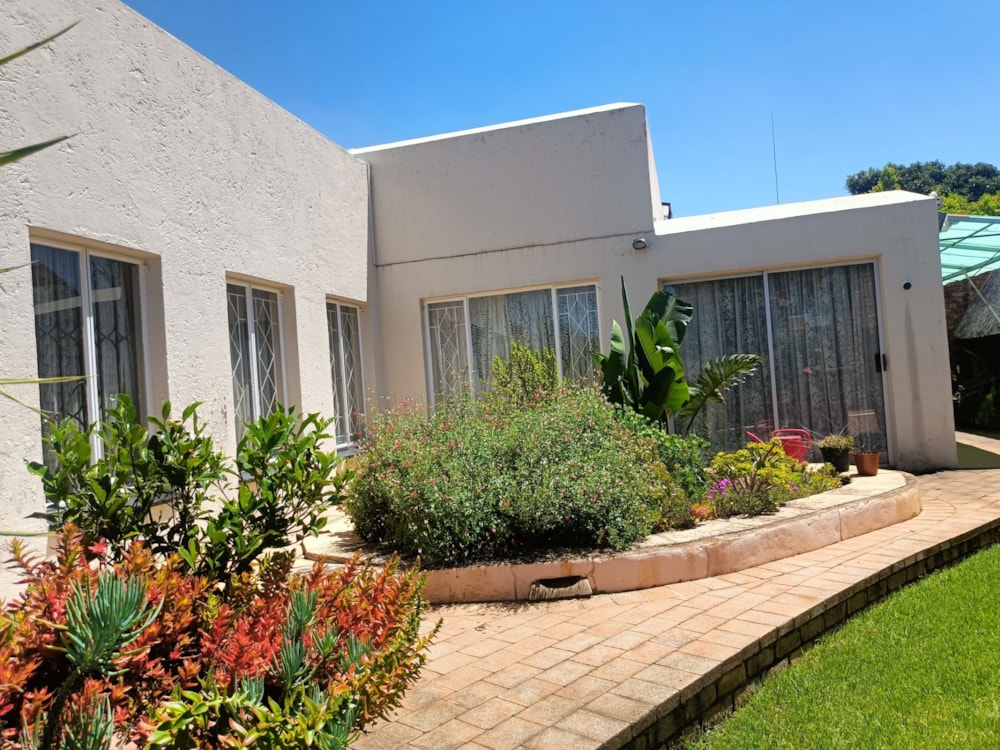 House for sale in Van Riebeeck Park, Kempton Park - KTP1730378