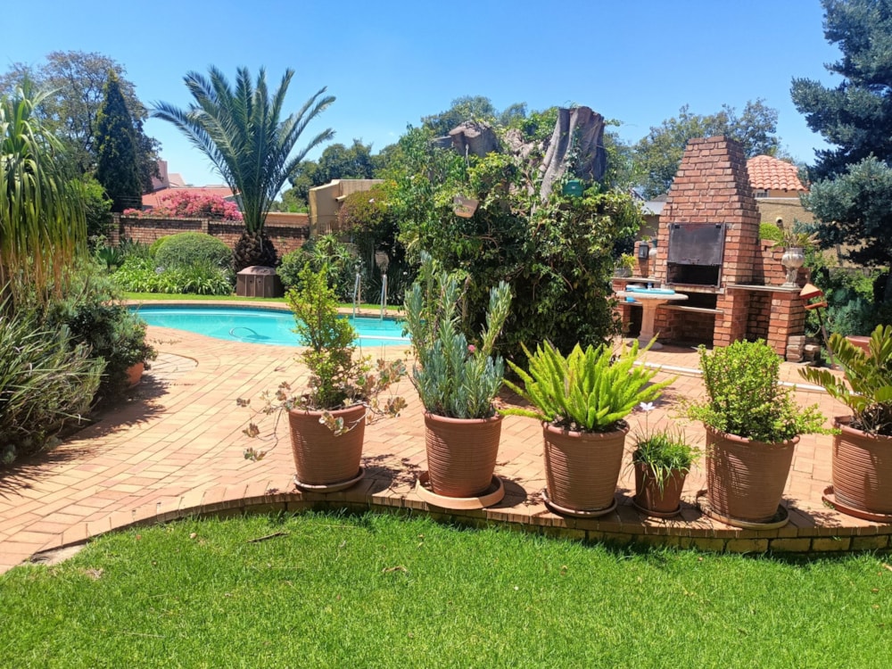 House for sale in Van Riebeeck Park, Kempton Park - KTP1730378