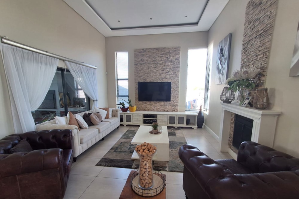 House for sale in Parklands North - 1TV1729330