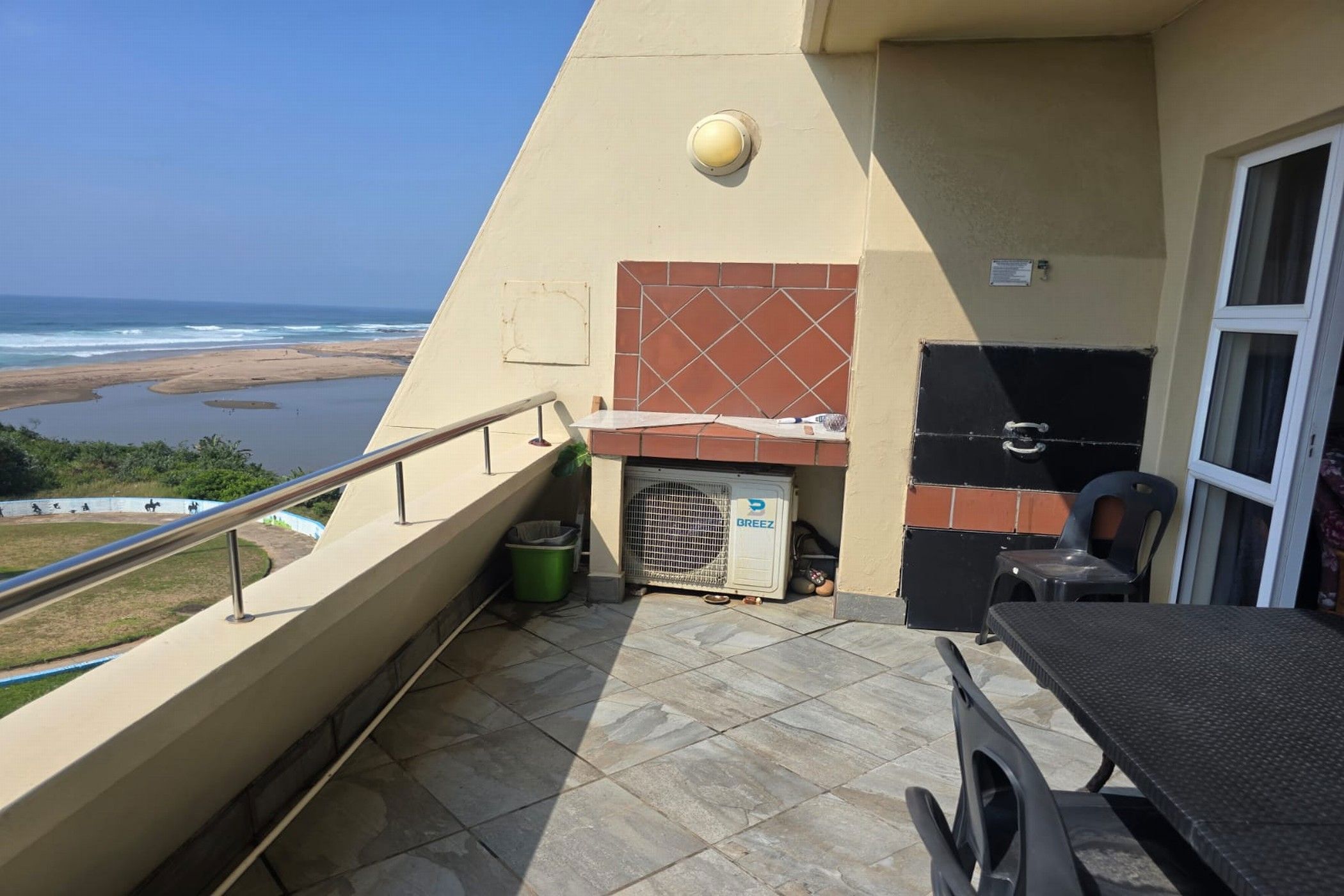 Apartment for sale in Amanzimtoti - 1WB1730440