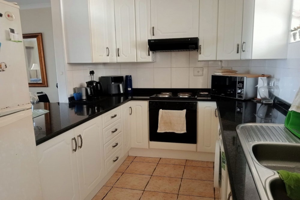 Apartment for sale in Amanzimtoti - 1WB1731175