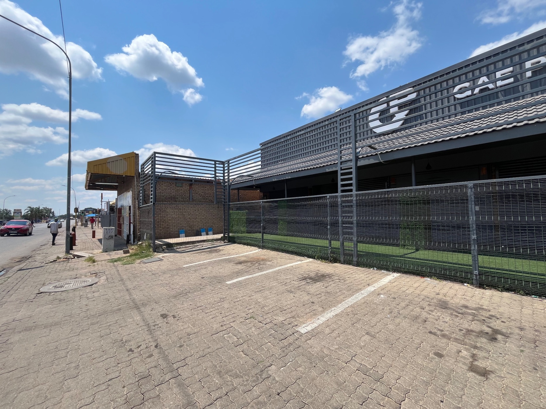 Commercial business for sale in Annadale - 1PS1731238