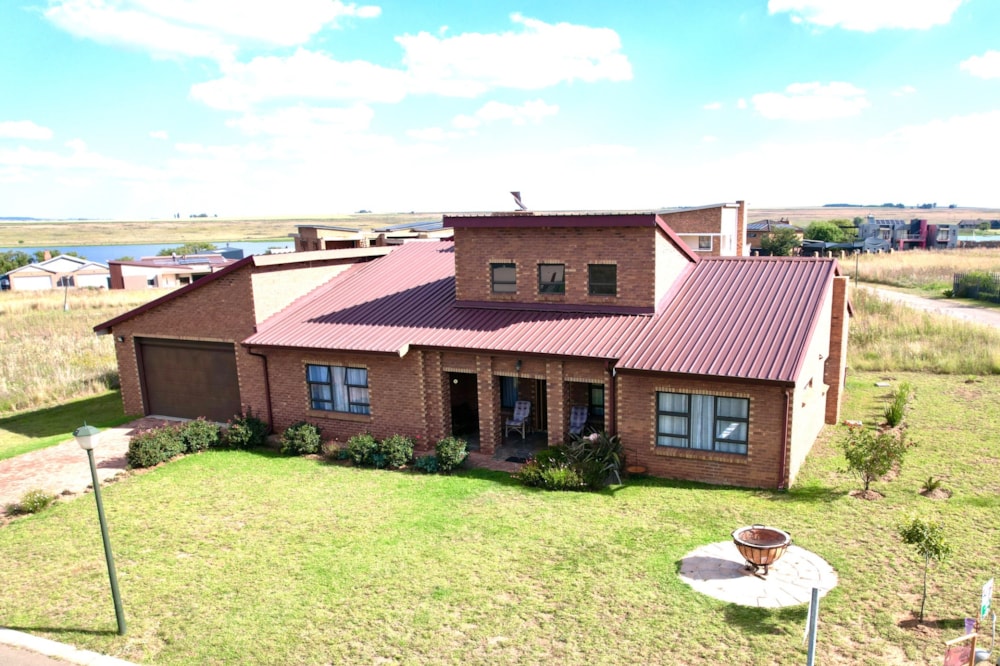 Security estate home for sale in Summer Place Estate - PRN1715391