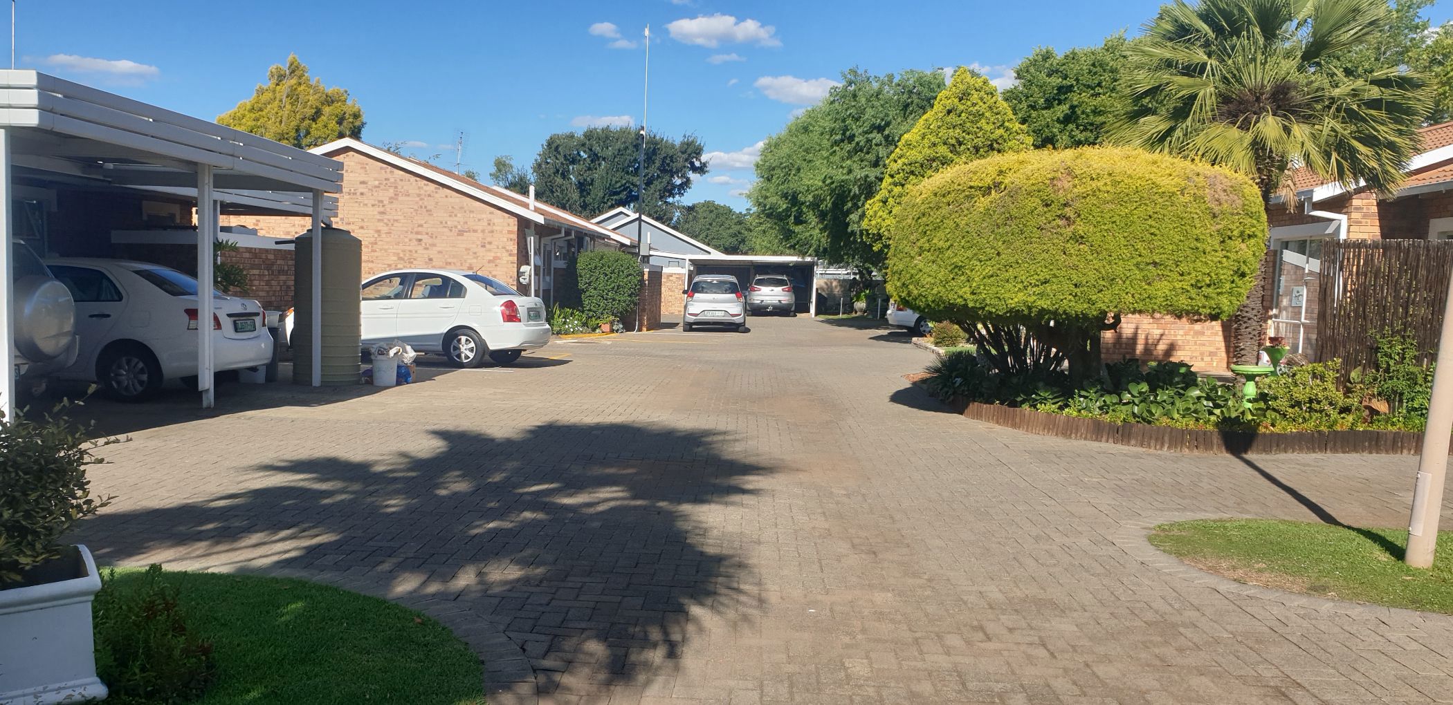 Townhouse for sale in Universitas - 1BX1731892