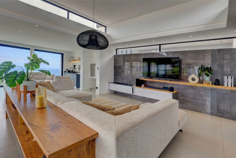 House sold in Pinnacle Point Golf Estate - 1MB1729753