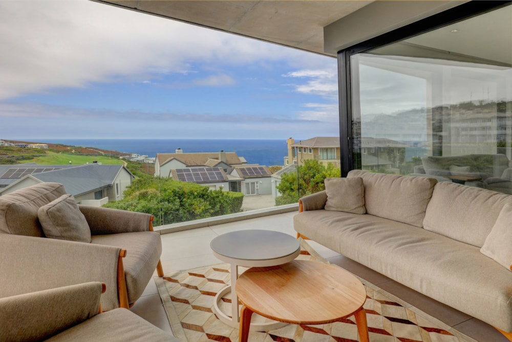 House sold in Pinnacle Point Golf Estate - 1MB1594933