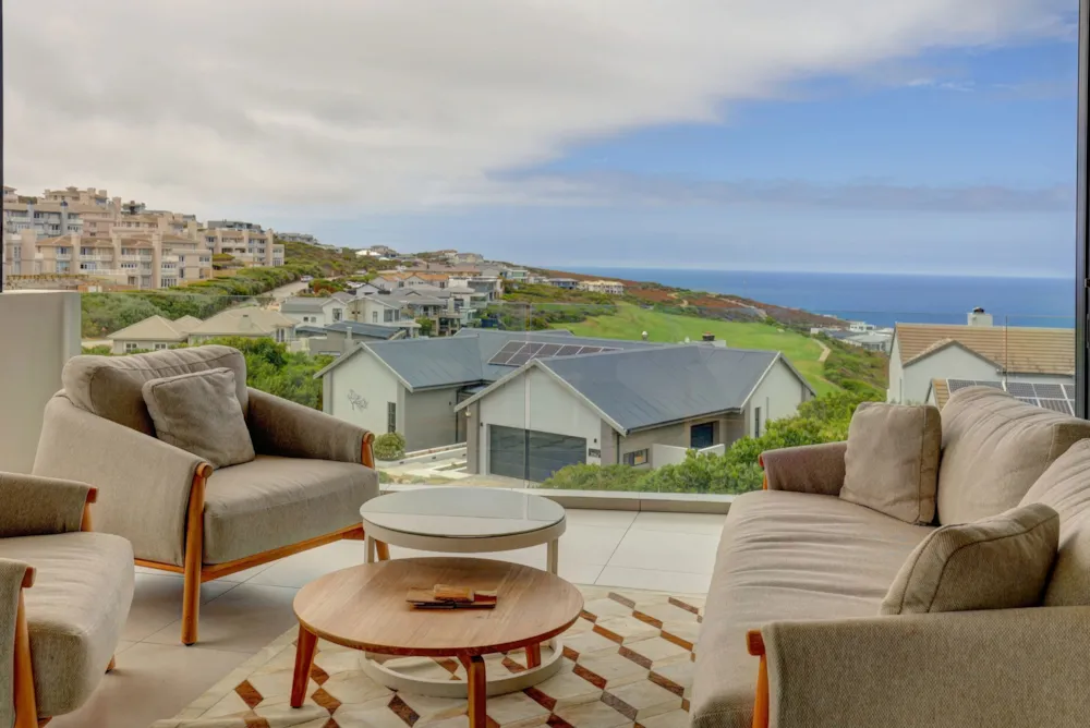 House sold in Pinnacle Point Golf Estate - 1MB1729753