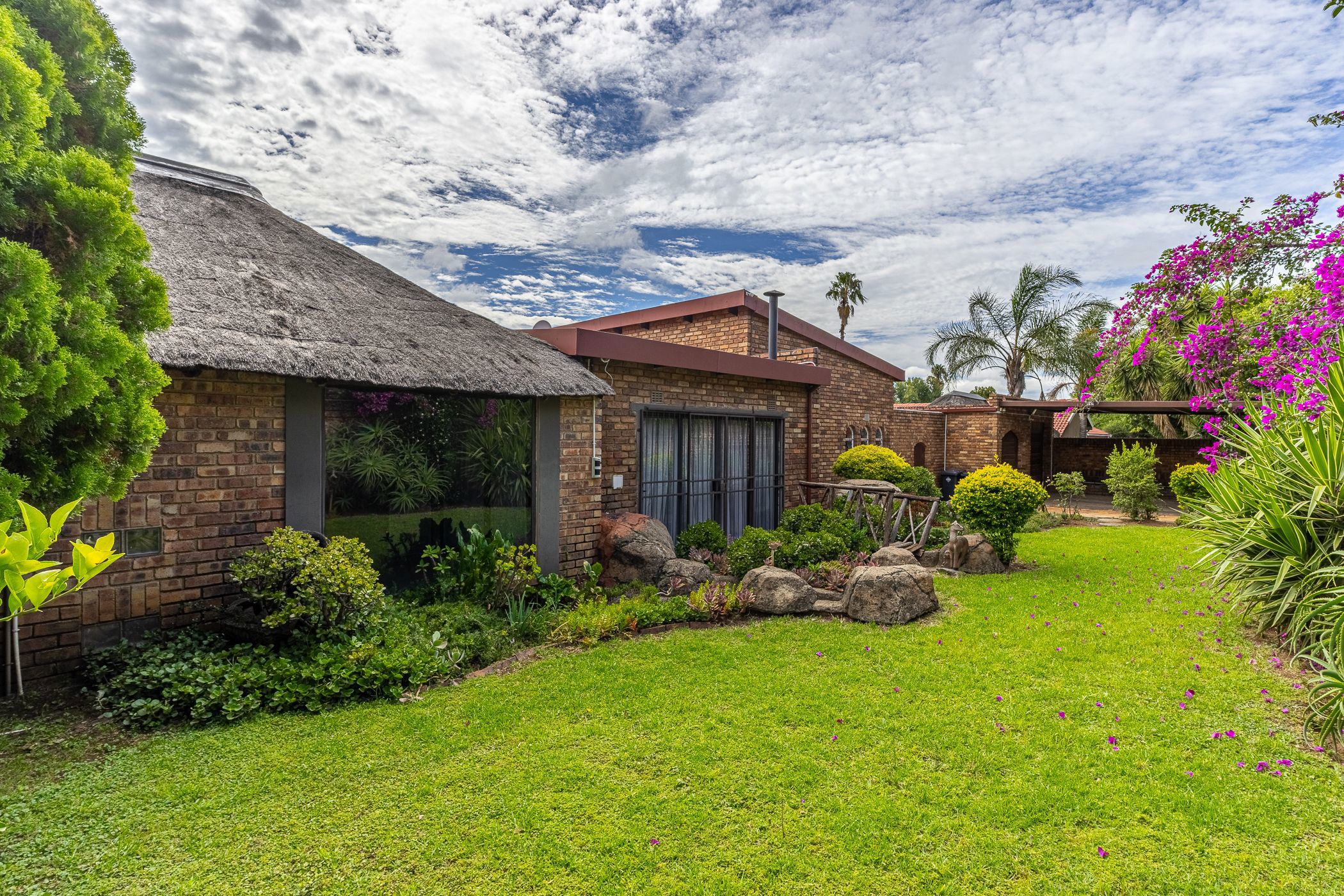 House for sale in Van Riebeeck Park, Kempton Park - KTP1729906