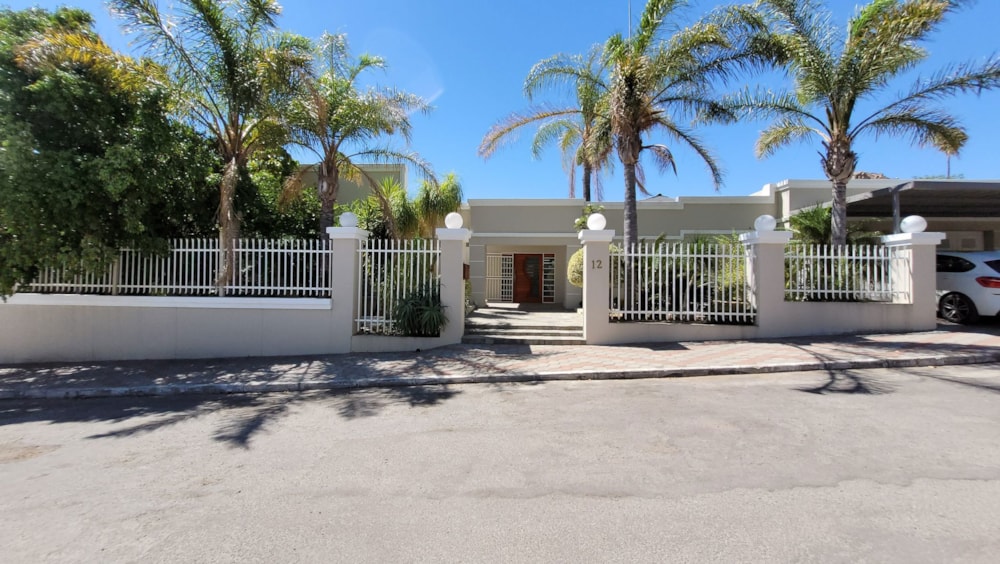 House for sale in Springbok - 1NA1728842