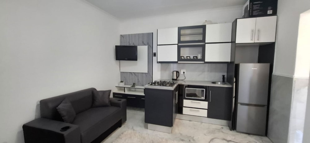 Garden cottage to rent in Kloof - 1KF1731012 Garden cottage to rent in Kloof - 1KF1731012