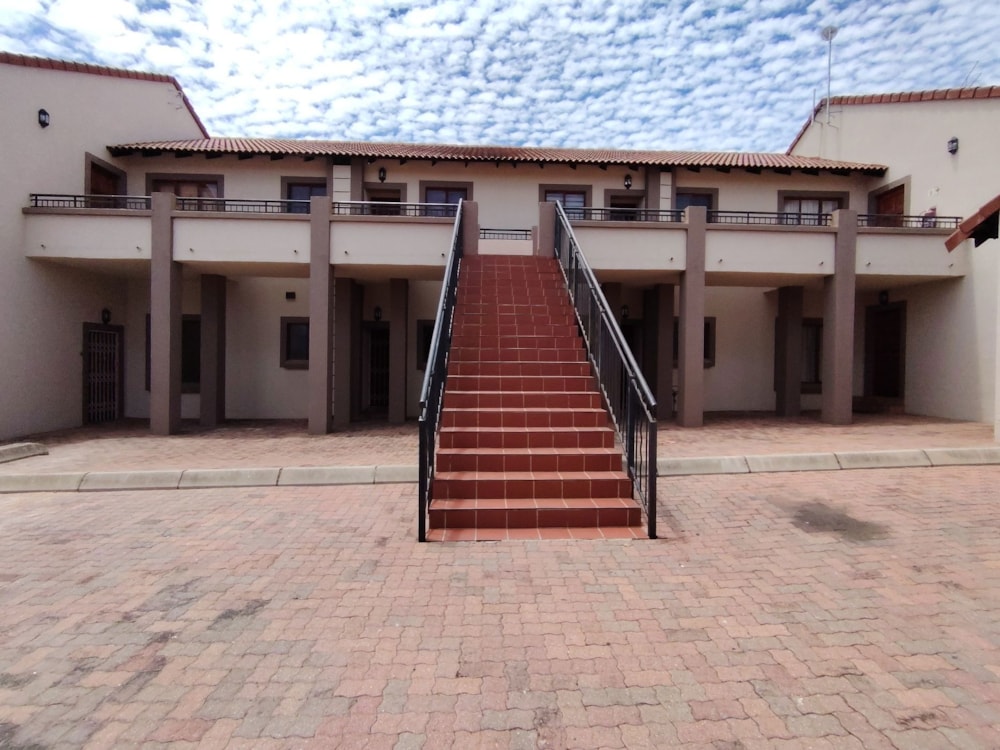 Townhouse to rent in Bendor Park - 1PS1730640