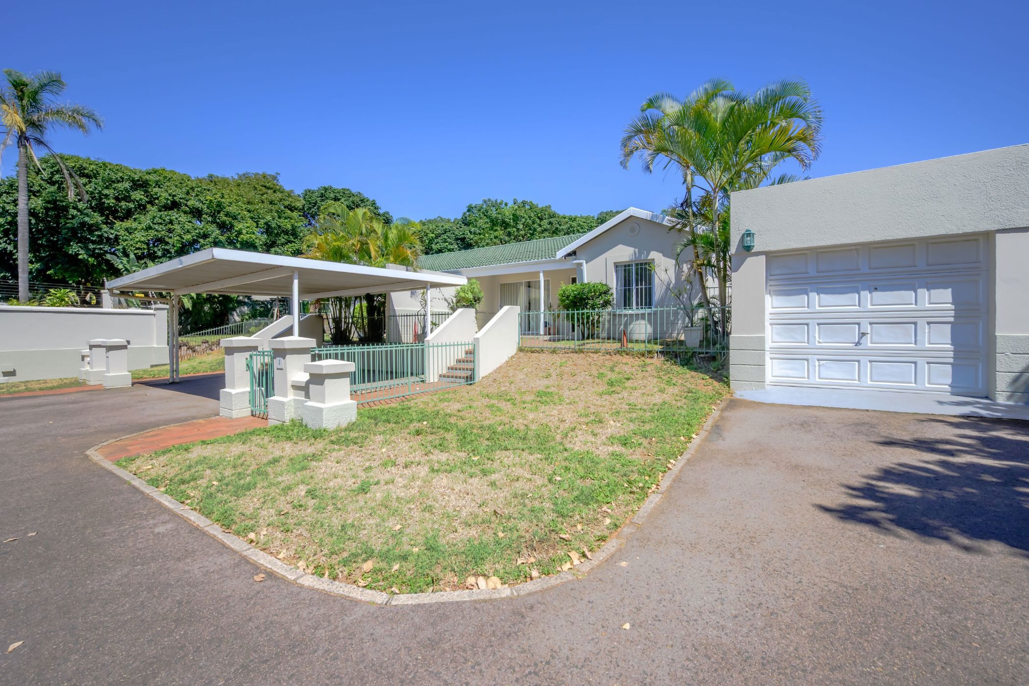 Apartment for sale in uMhlanga Rocks - 1ND1731271