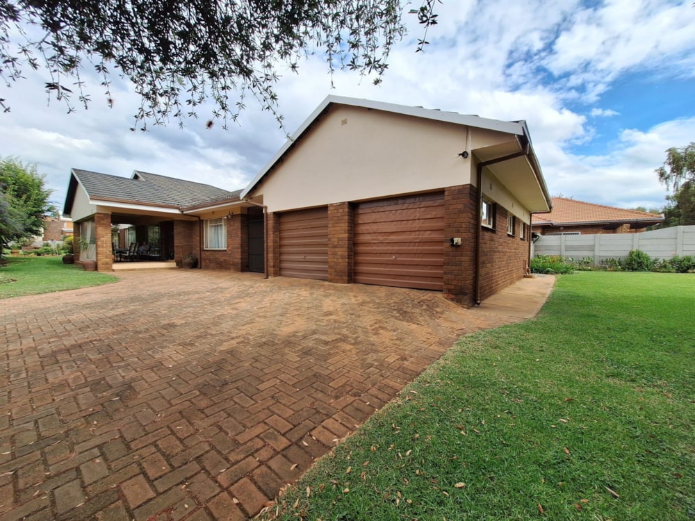 House for sale in Lydenburg (Mashishing) - 1LY1731658