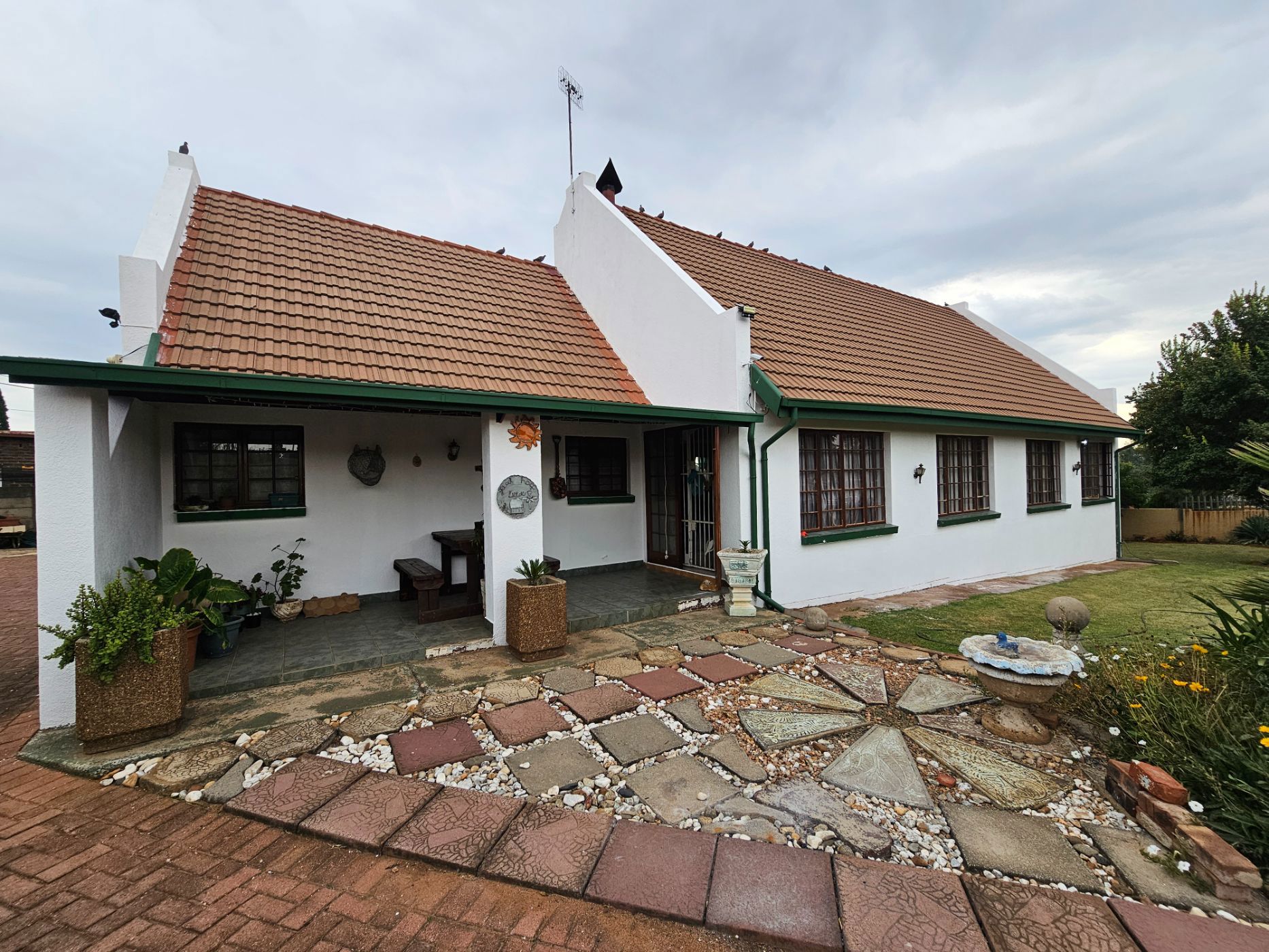 House for sale in Rensburg - 1SP1731023