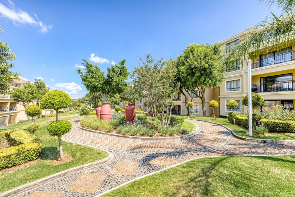 Apartment for sale in Carlswald - MR1730046 Apartment for sale in Carlswald - MR1730046