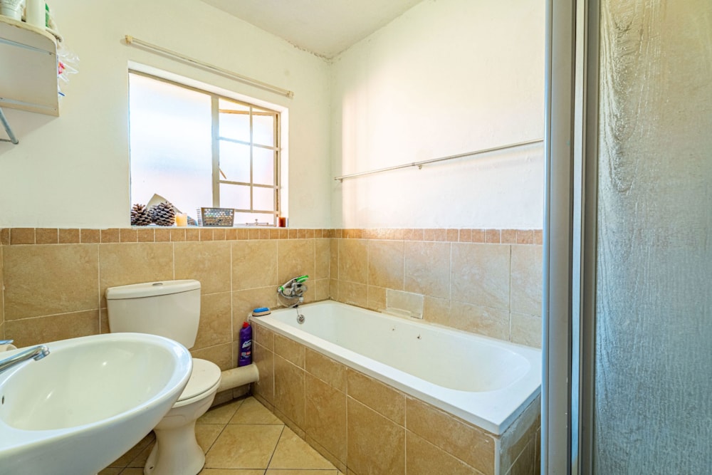 Apartment for sale in Erand Gardens - MR1730263