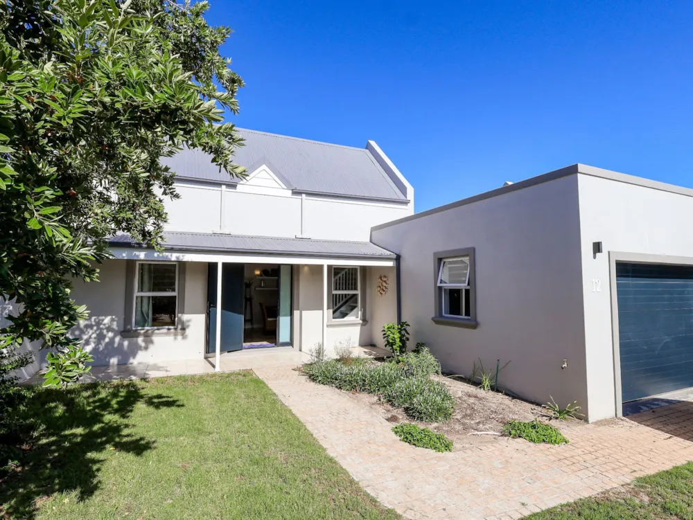 House let in Hemel-en-Aarde Estate - ONL1730185