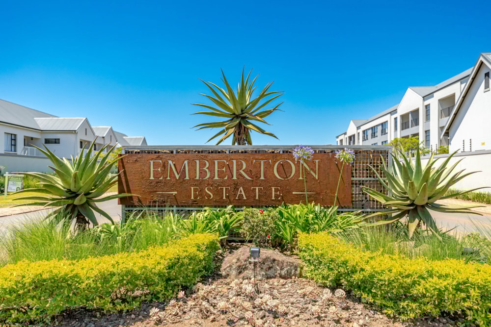 Apartment for sale in Emberton Estate - 1KF1730578 Apartment for sale in Emberton Estate - 1KF1730578