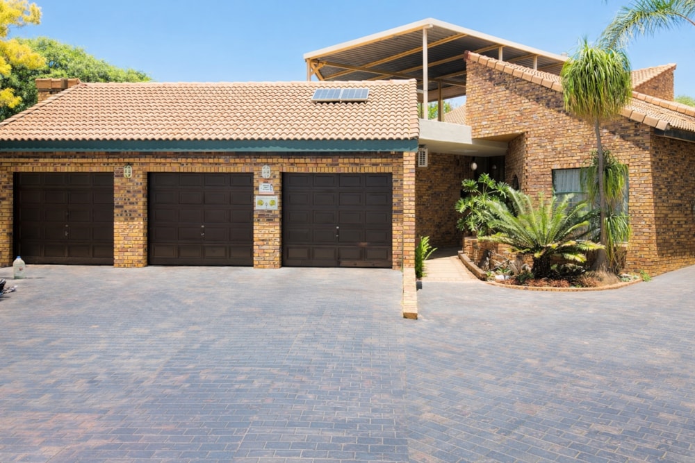 House to rent in Moreleta Park - PTL1730563