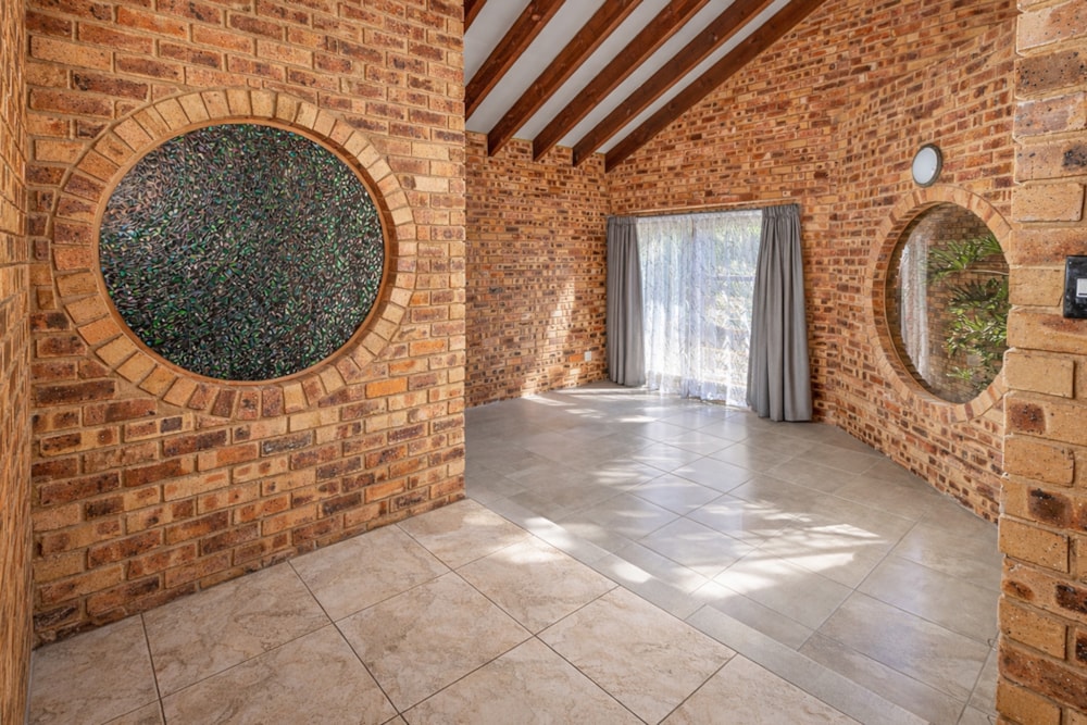 House to rent in Moreleta Park - PTL1730563