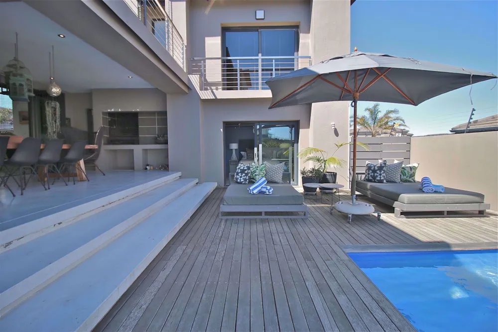 Double-storey house for sale in Plattekloof - 1PLA1730480 Double-storey house for sale in Plattekloof - 1PLA1730480