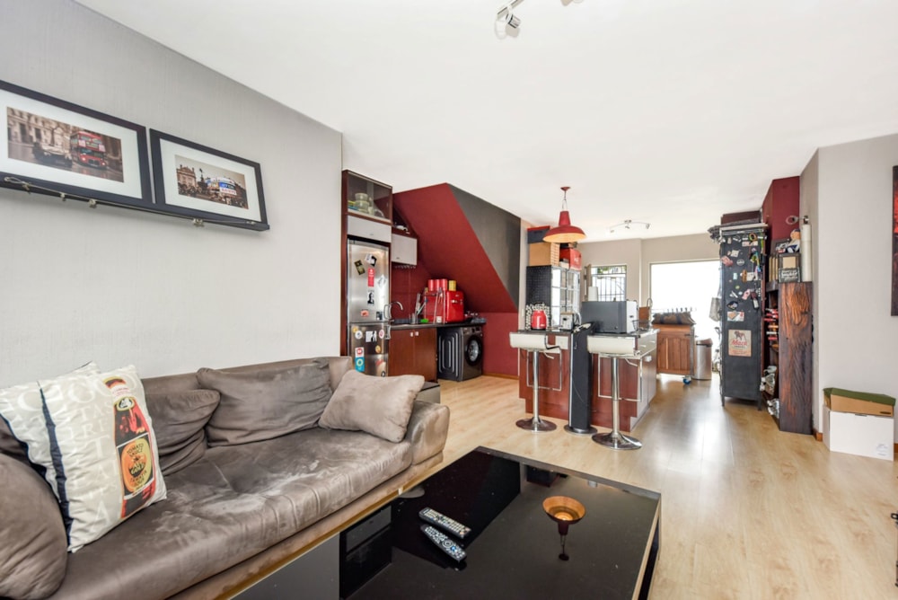 Apartment for sale in Broadacres - FW1728915