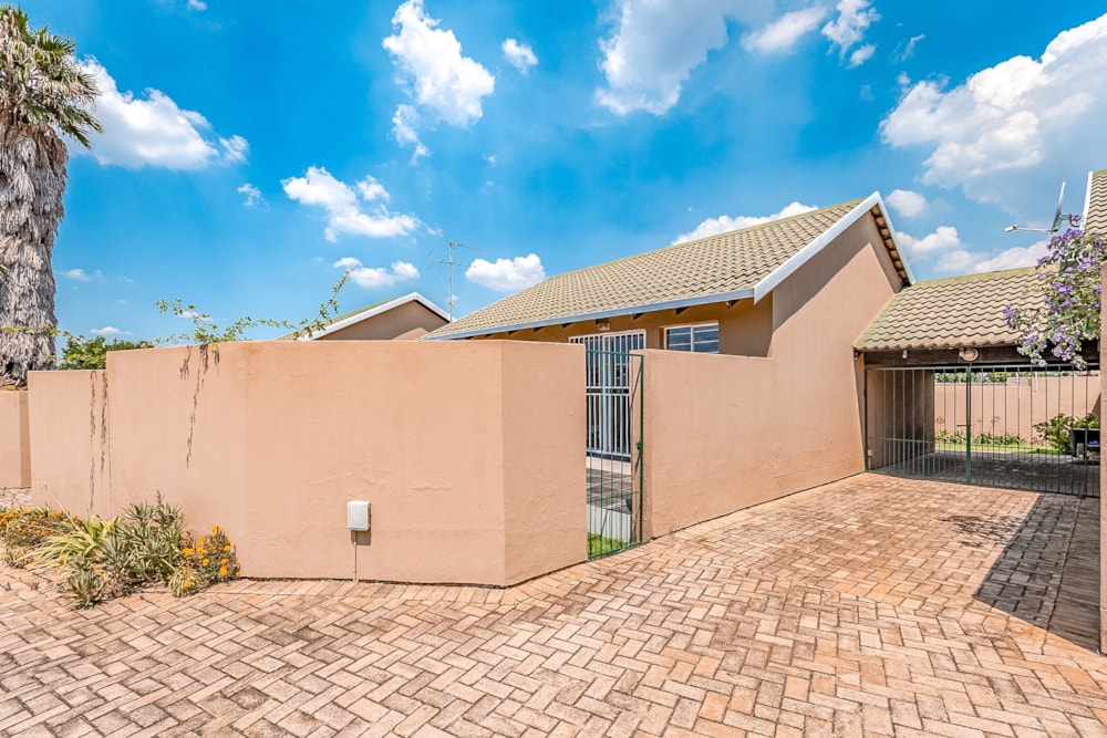 Townhouse for sale in Sundowner - RAN1729236 Townhouse for sale in Sundowner - RAN1729236