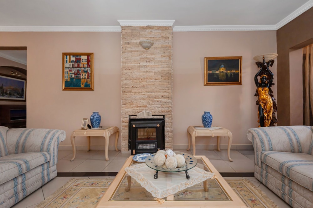 House for sale in Brackenhurst - 1GV1727885