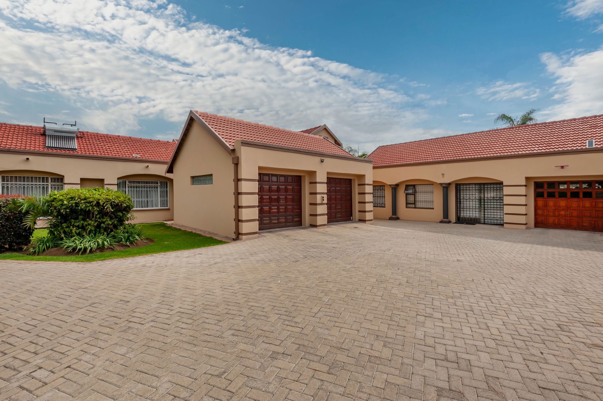 House for sale in Brackenhurst - 1GV1727885