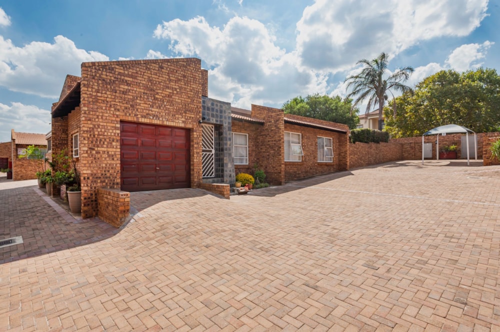 Single-storey cluster for sale in Meyersdal - 1GV1729576 Single-storey cluster for sale in Meyersdal - 1GV1729576