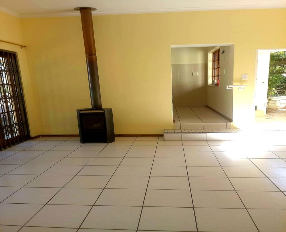 Commercial office to rent in Mondeor - 1GV1730278
