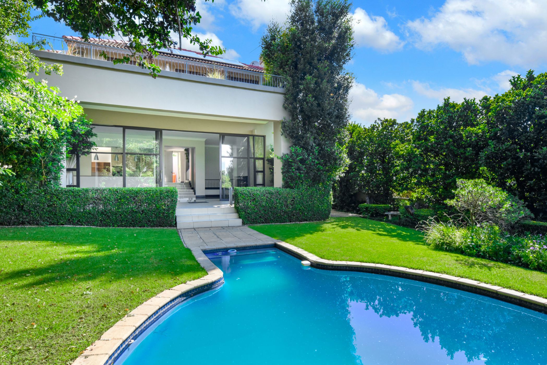 House for sale in Cedar Lakes - FW1728609