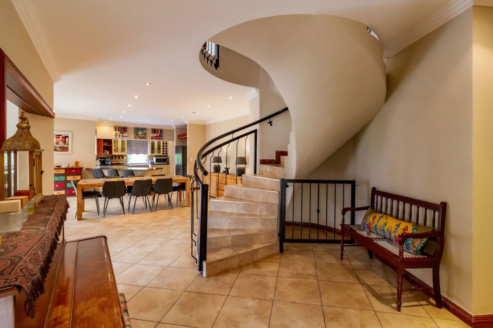 Double-storey house for sale in Pecanwood - 1HR1732159 Double-storey house for sale in Pecanwood - 1HR1732159