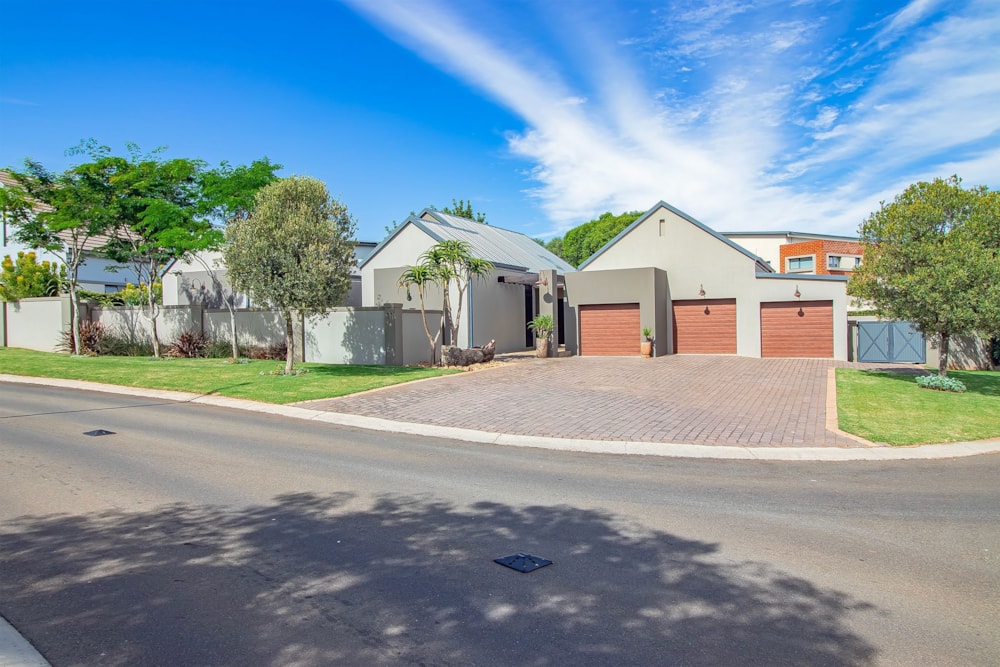 House for sale in Midstream Estate - CN1691759