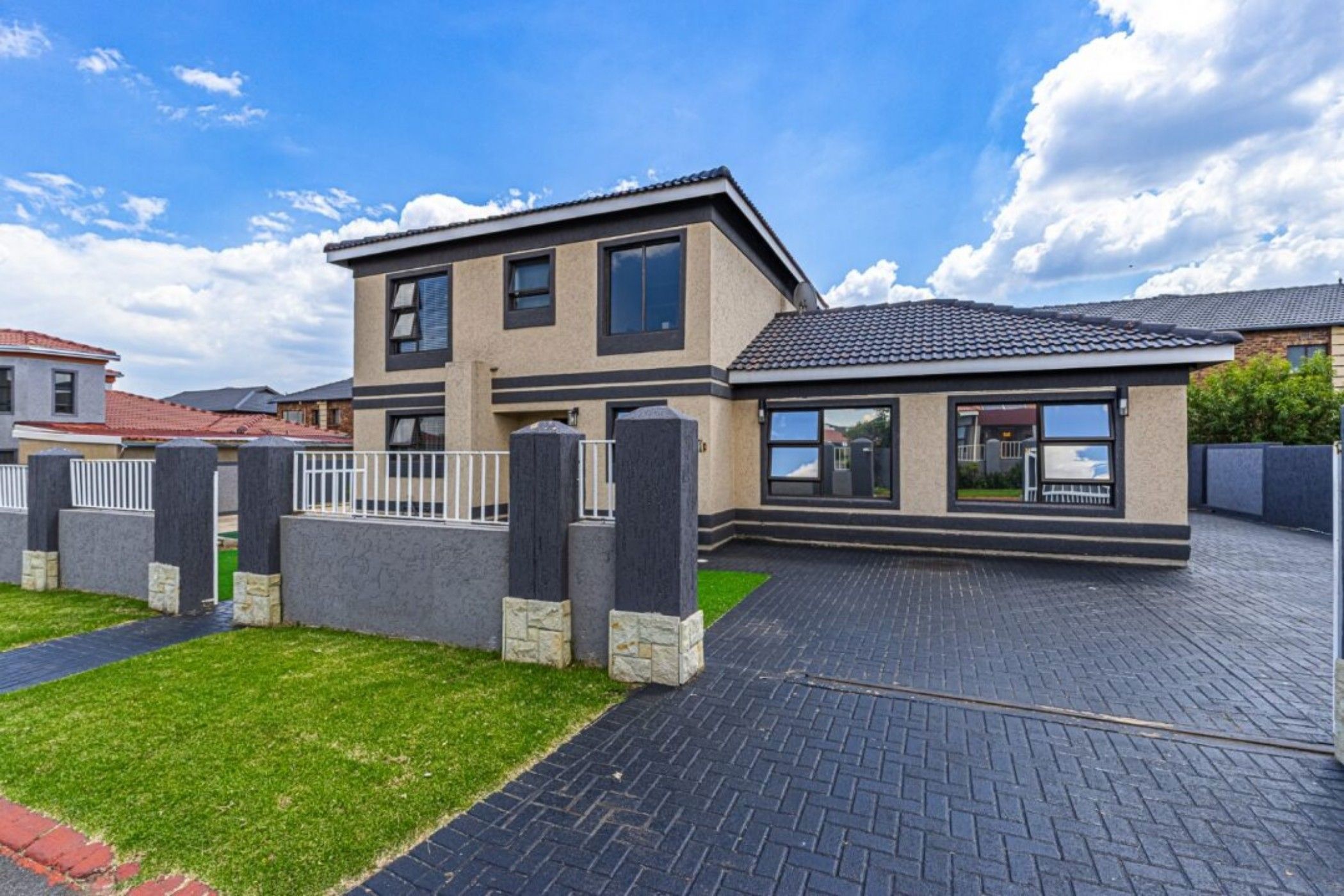 House for sale in Brakpan - 1BJ1731005