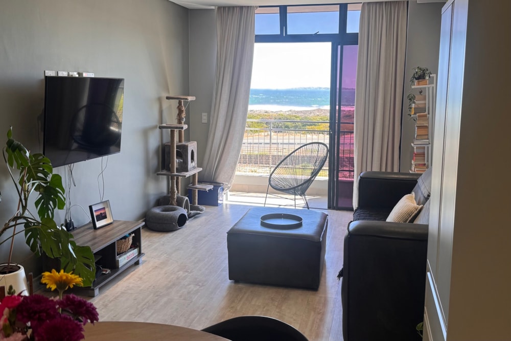 Apartment for sale in Big Bay - 1TV1731661