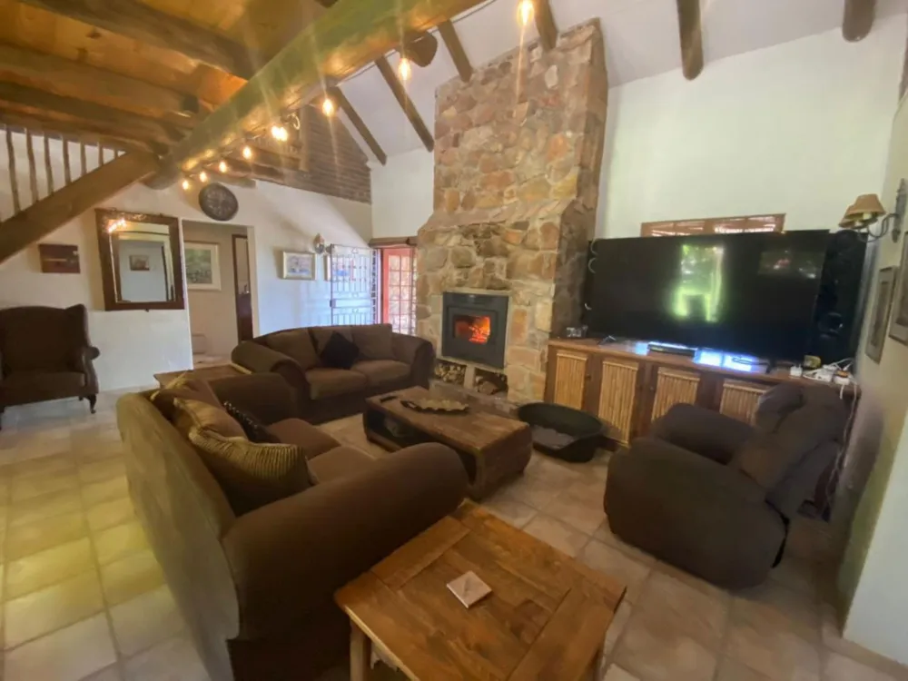 Double-storey house sold in Dullstroom - 1DS1729125 Double-storey house sold in Dullstroom - 1DS1729125