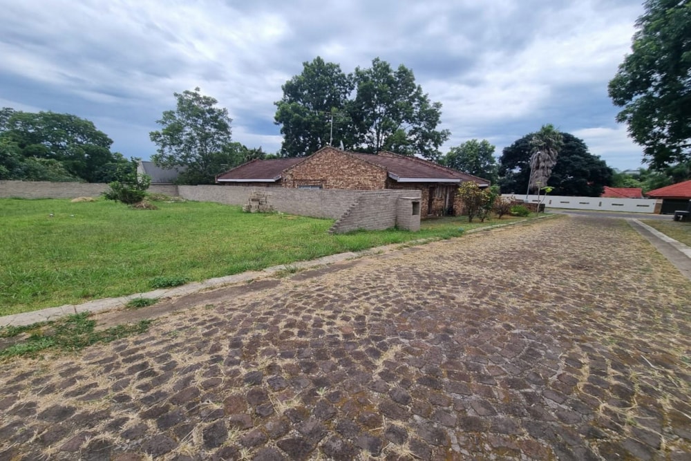 Residential vacant land for sale in Kingsview - 1WR1731103