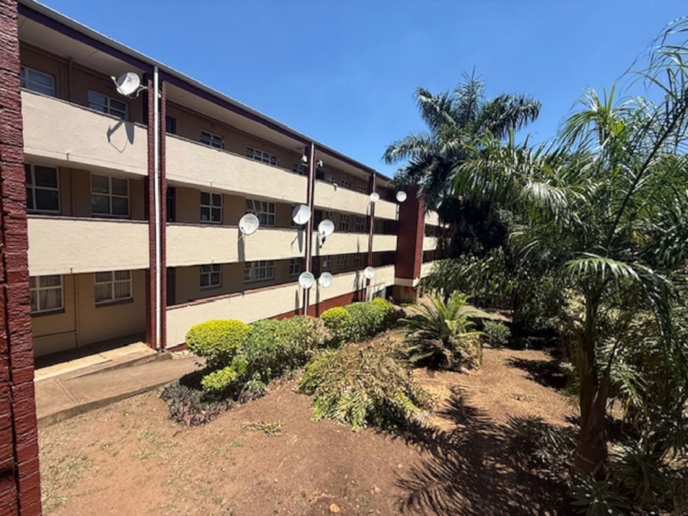Apartment for sale in Fairview, Empangeni - 1RY1688101 Apartment for sale in Fairview, Empangeni - 1RY1688101