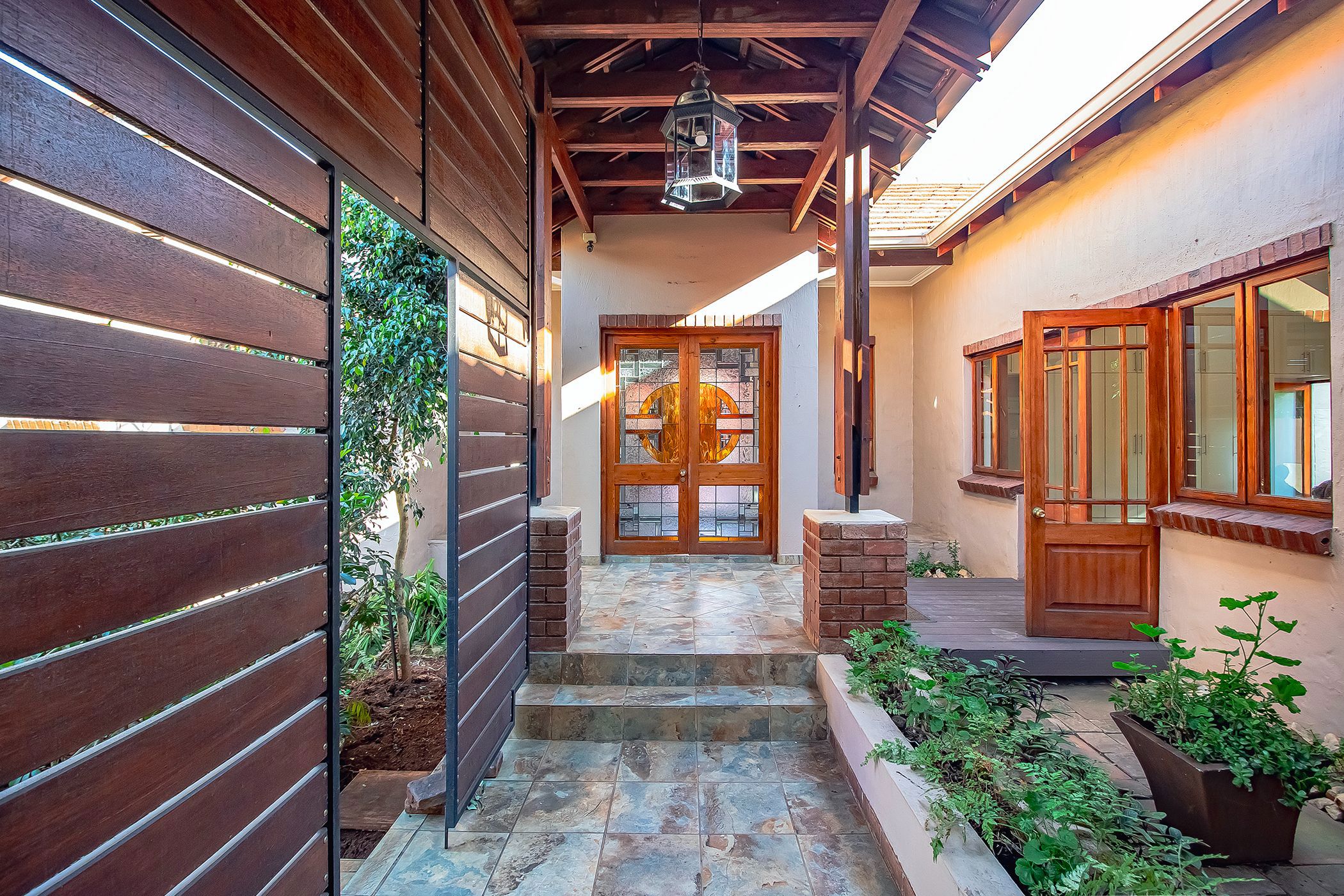 Security estate home for sale in Midstream Estate - CN1727708