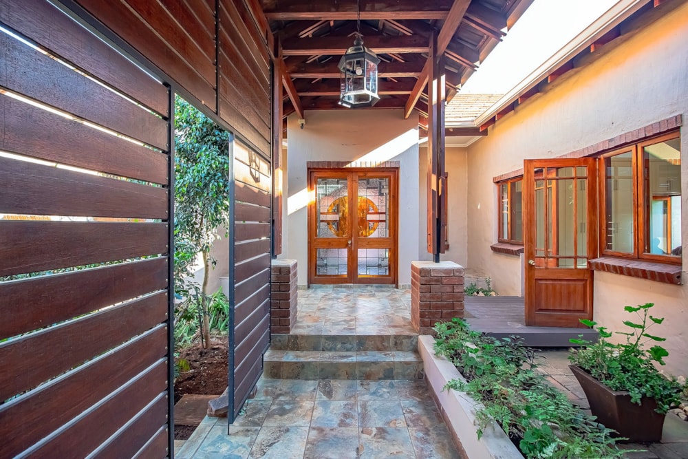 Security estate home for sale in Midstream Estate - CN1727708