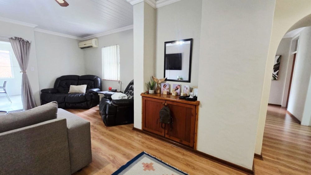 Townhouse for sale in Jan Cilliers Park - 1WM1731538 Townhouse for sale in Jan Cilliers Park - 1WM1731538