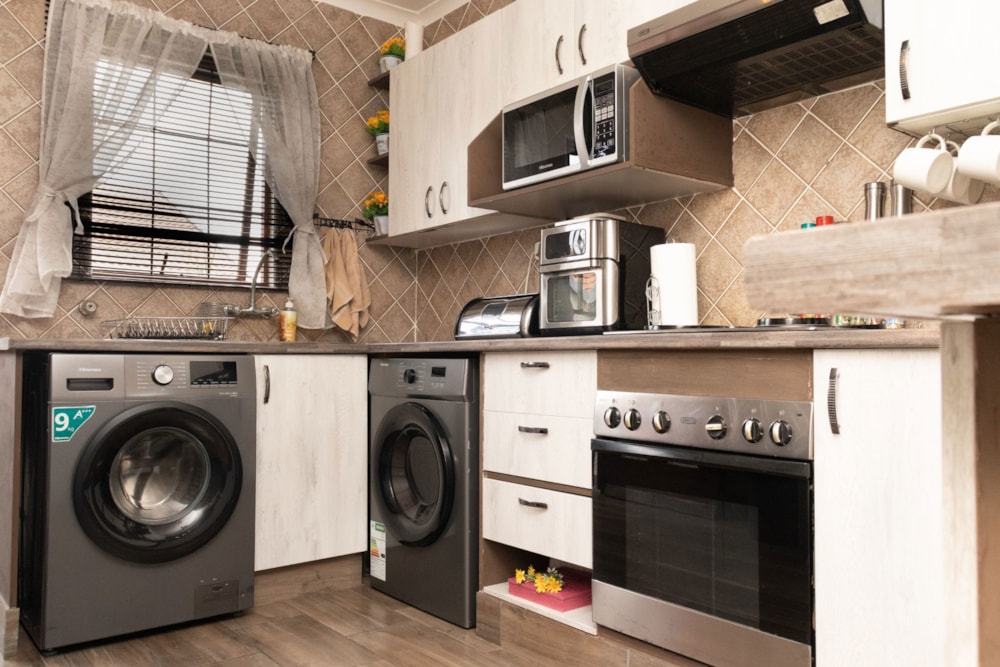 House for sale in Verwoerdpark, Alberton - 1GV1727936