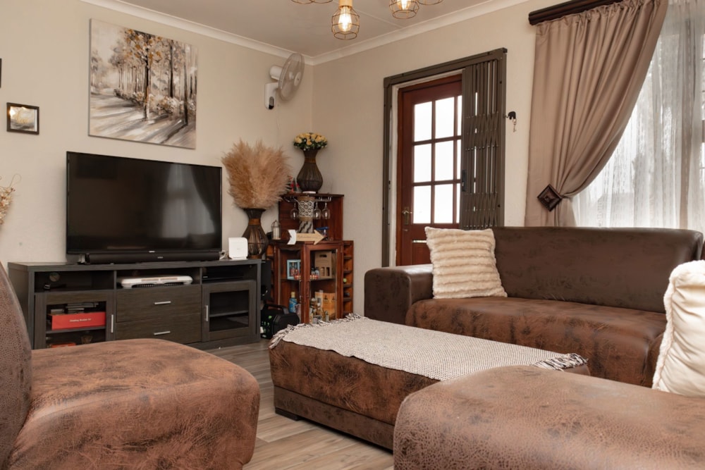 House for sale in Verwoerdpark, Alberton - 1GV1727936