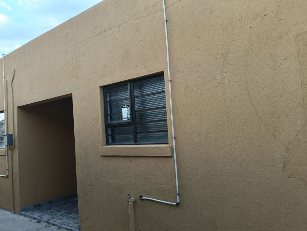 Apartment to rent in Kimberley - 1KJ1731809