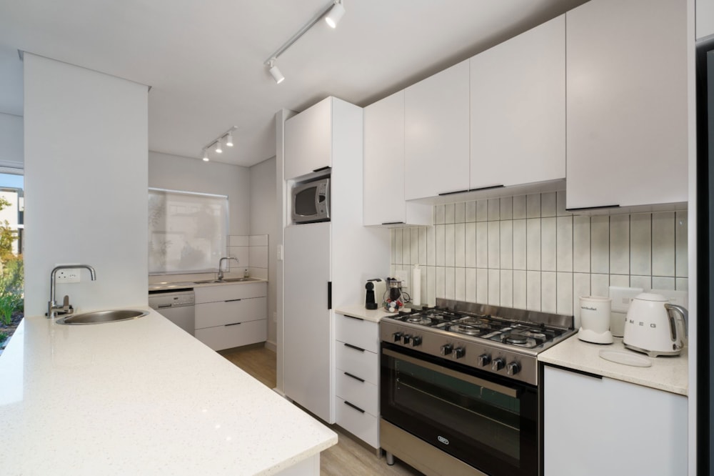 Security estate home for sale in Newinbosch - ST1729577