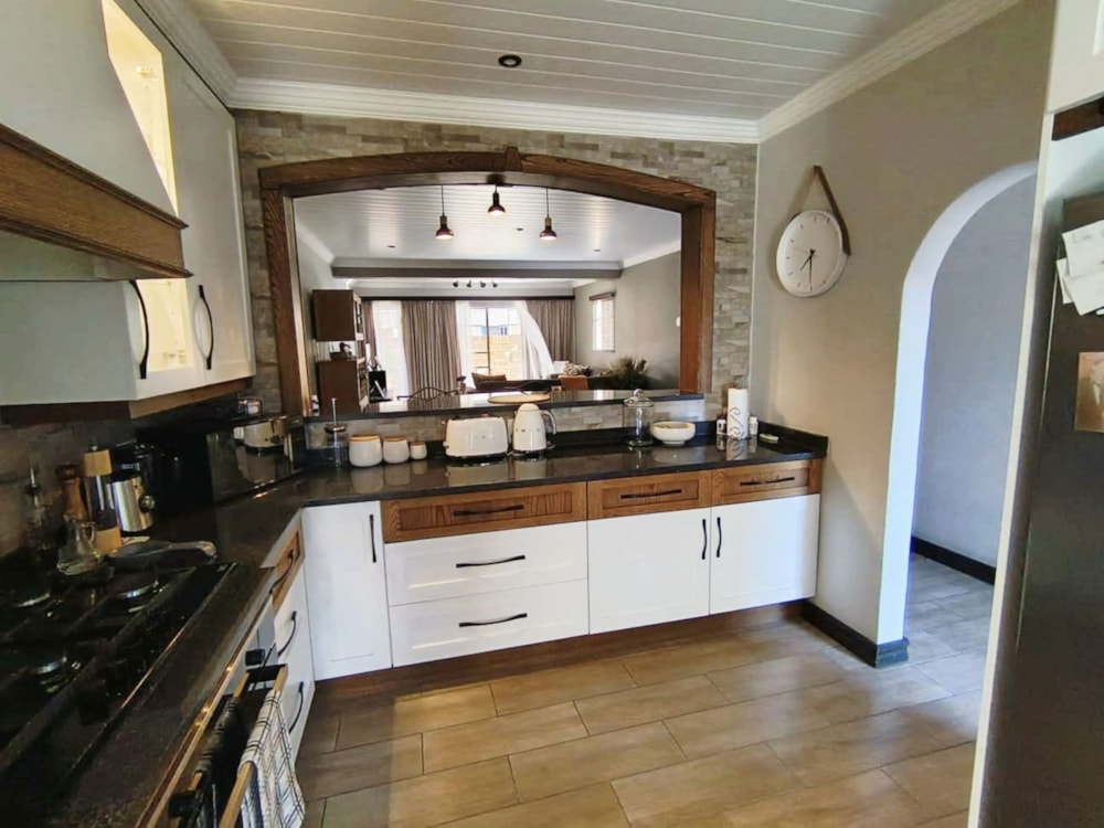 Townhouse for sale in Dagbreek, Welkom - 1WM1729616