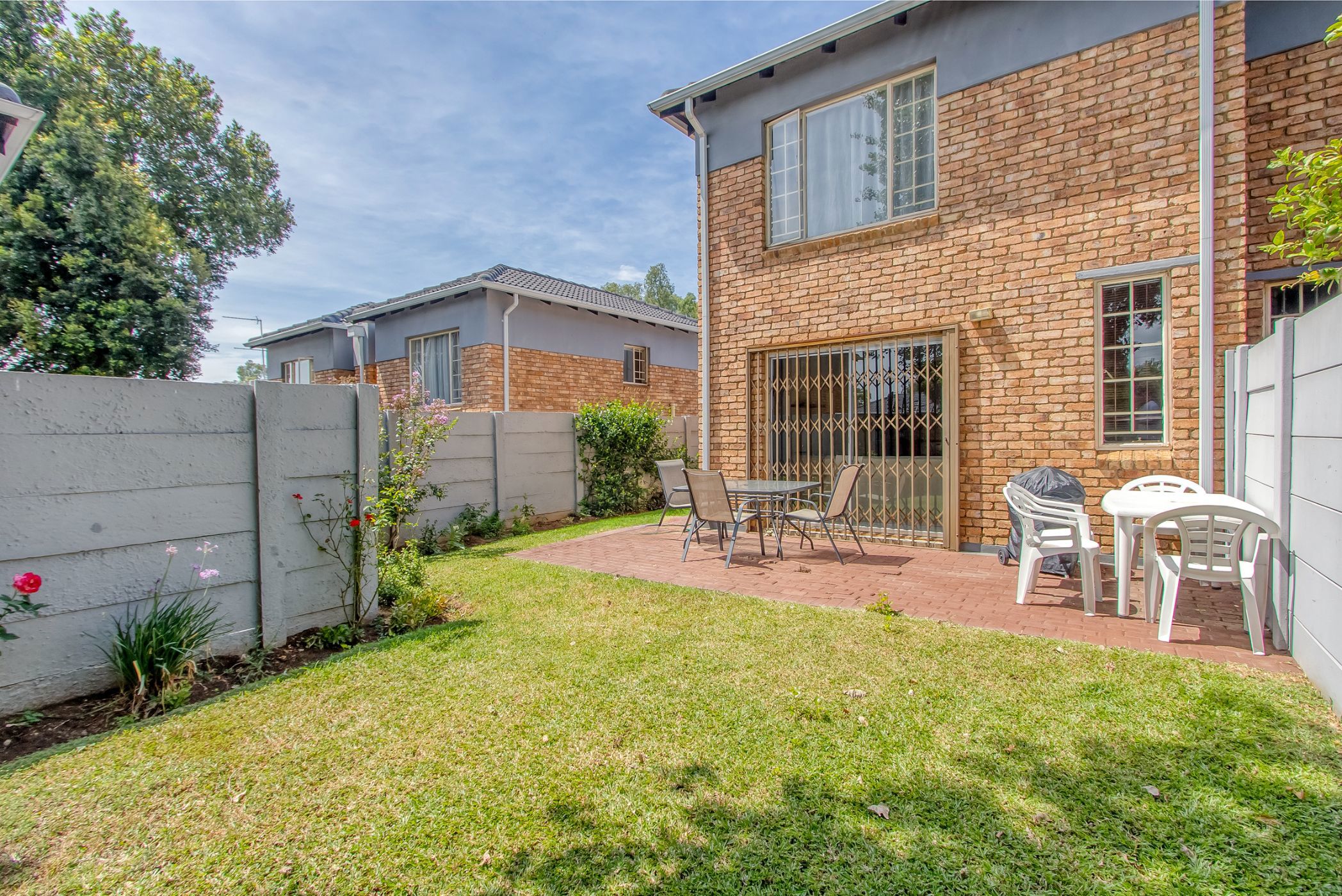 Townhouse for sale in North Riding - FW1728742