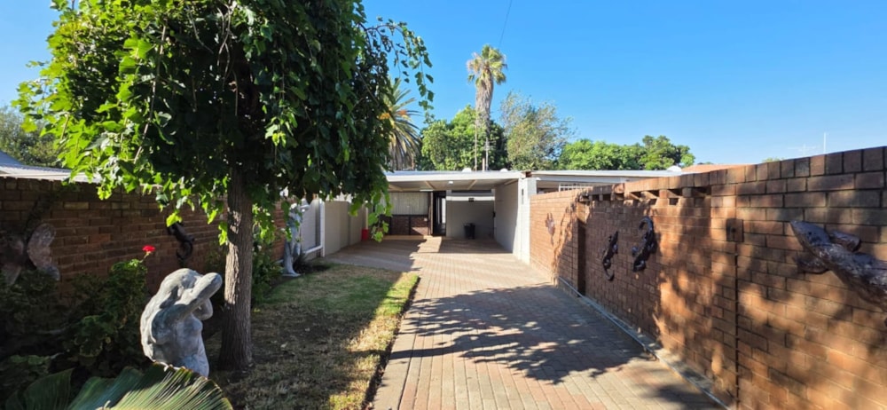Townhouse for sale in Dagbreek, Welkom - 1WM1729684