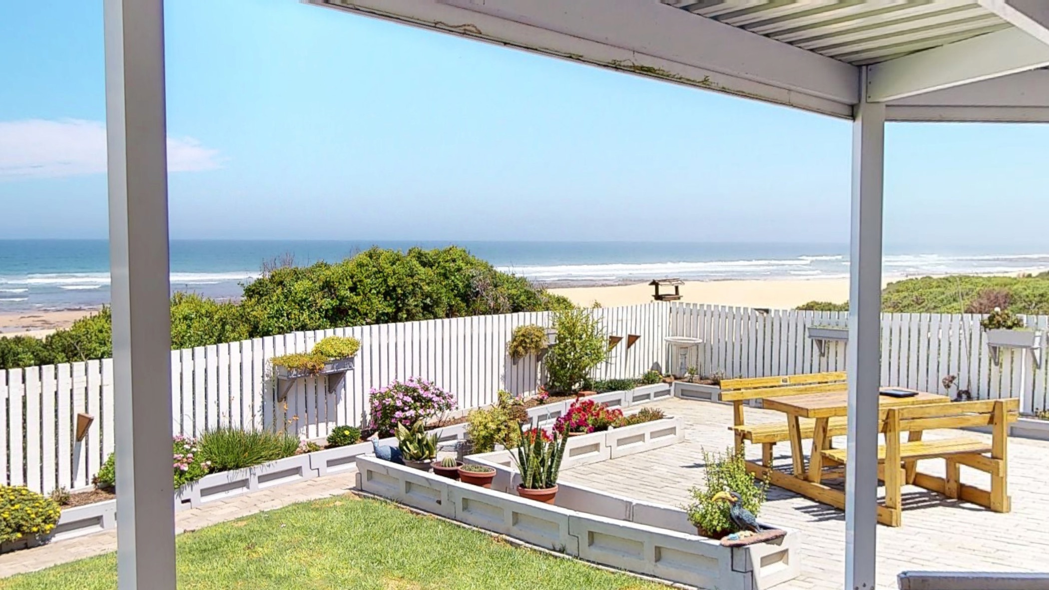 Cottage for sale in Cannon Rocks - View 4